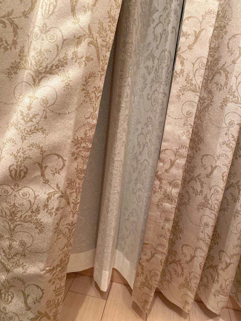 Eサイズ：幅125cm又は150cm×丈155cm～200cm：カーテン2枚組×レース