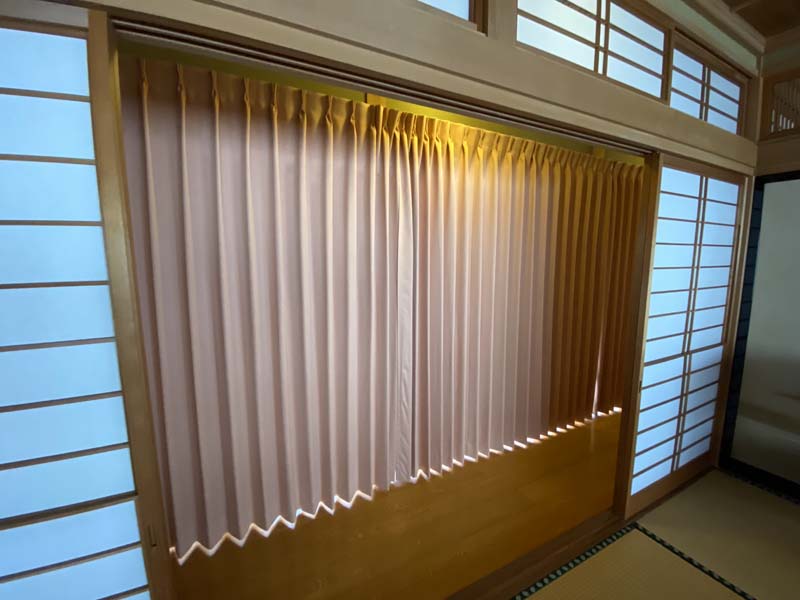 サイズ：幅151～200cm×丈251～300cm：1枚 こだわりの40色1級遮光防炎