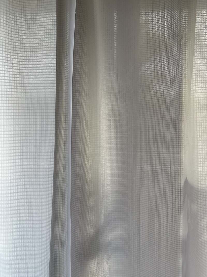 【サイズ:丈133 cm x 幅100 cm (2枚組)】カーテンくれない 節電 Aサイズ：幅100cm×丈78cm～248cm：2枚組 昼夜目隠し防炎レースカーテン